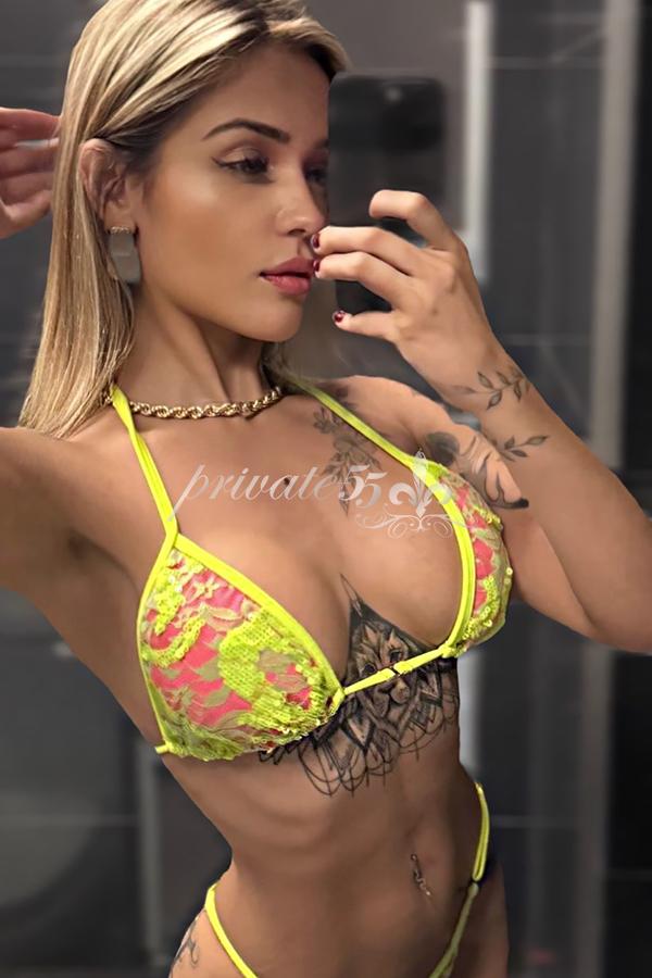 HELENA ARAÚJO - Acompanhantes Curitiba