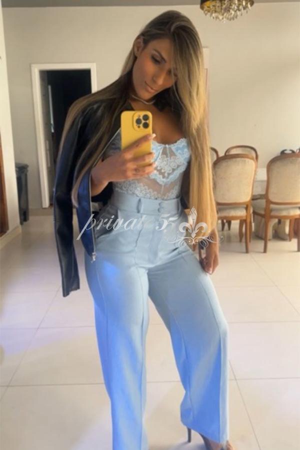 Isabelle Bueno - Acompanhantes Curitiba - Acompanhantes Ctba - Acompanhantes PR