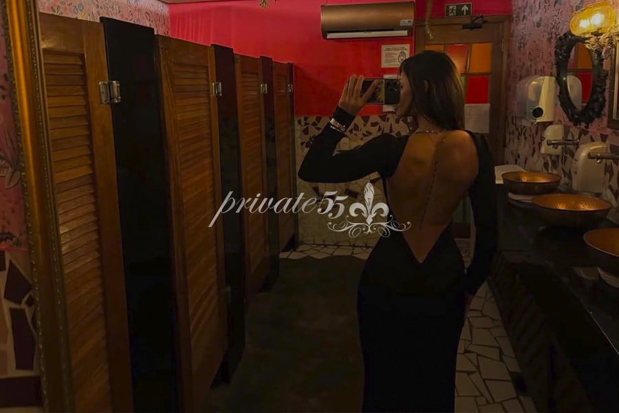 ÍSIS GOULART - Acompanhantes Curitiba