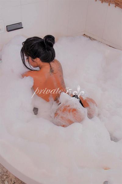 JADE CARMESIM - Acompanhantes Curitiba