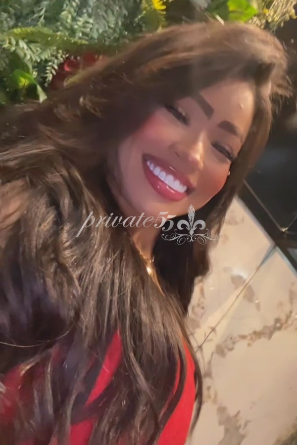 KARYNNE LOBATO - Acompanhantes Curitiba