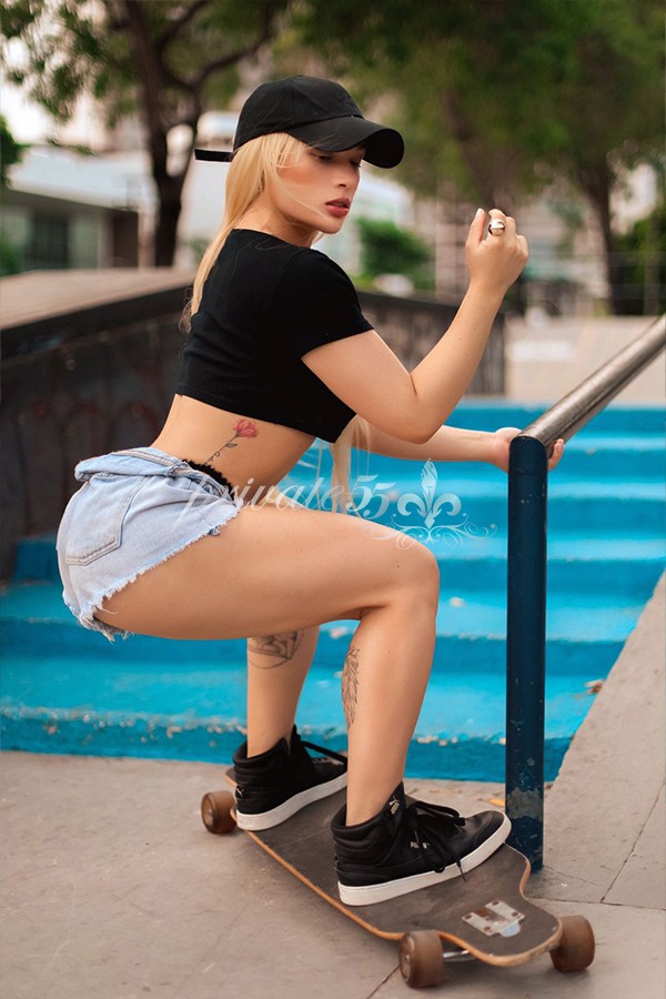 LARA PORTO - Acompanhantes Curitiba