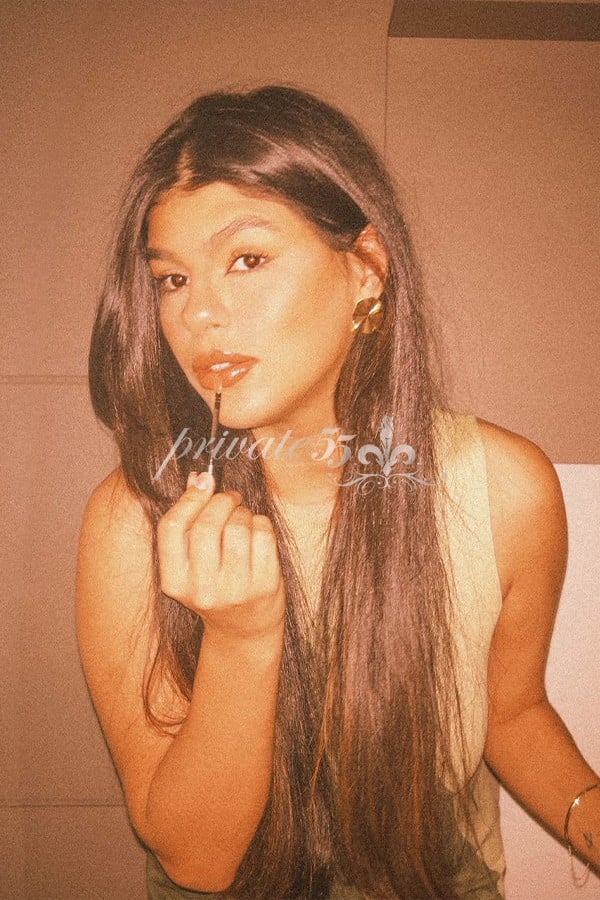 LARISSA  SALIBA  - Acompanhantes Curitiba