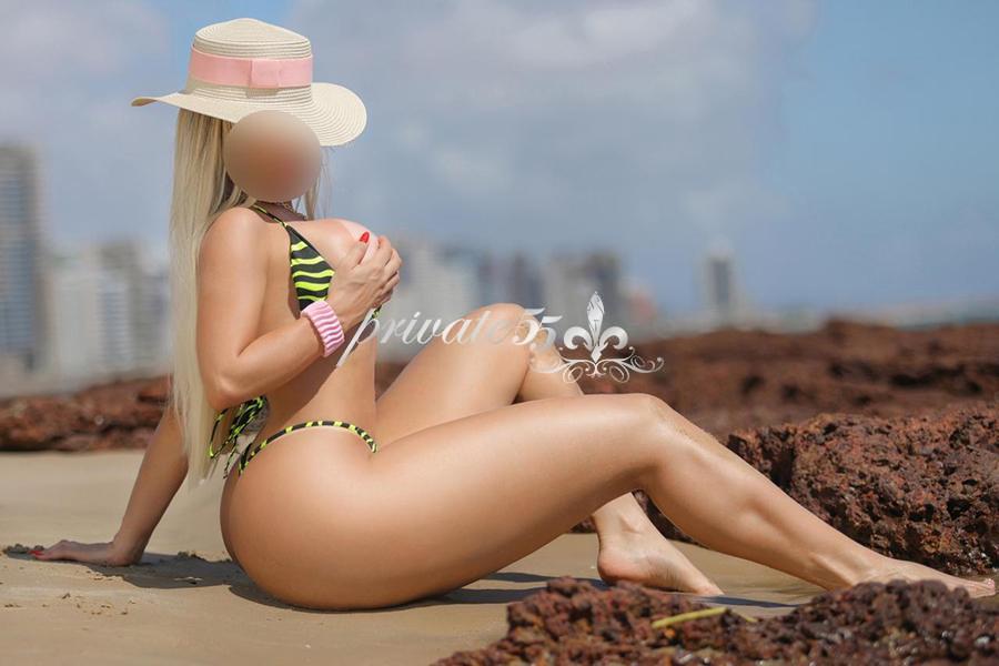LARISSA LACERDA - Acompanhantes Curitiba