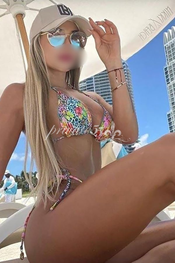 LARISSA PRADO - Acompanhantes Curitiba