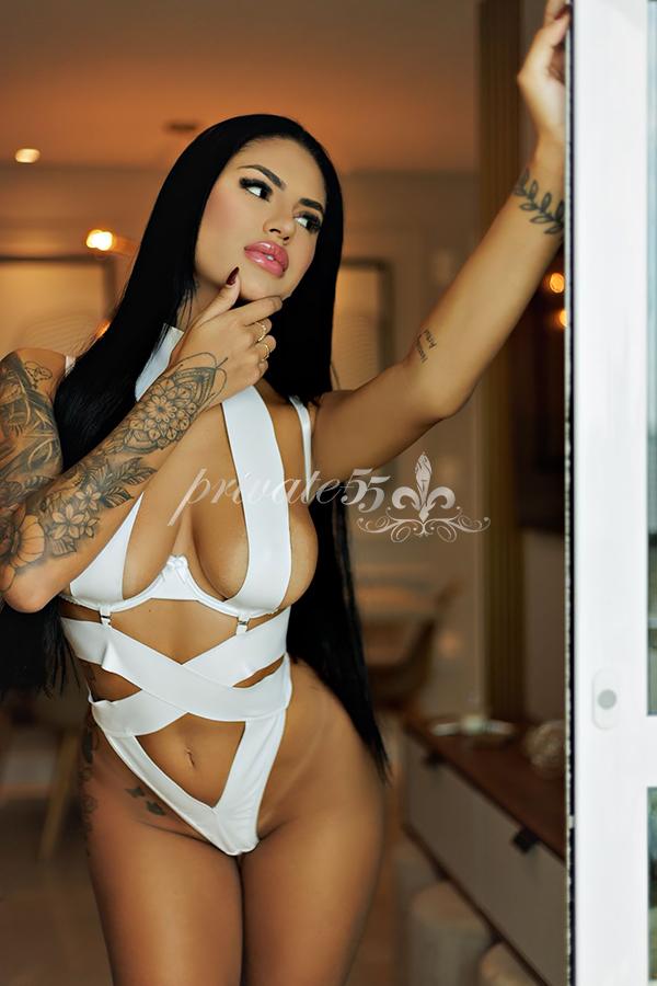 LAURA VITÓRIA - Acompanhantes Curitiba