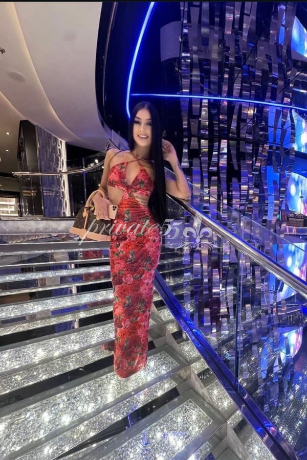 LIVIA  ALENCAR  - Acompanhantes Curitiba