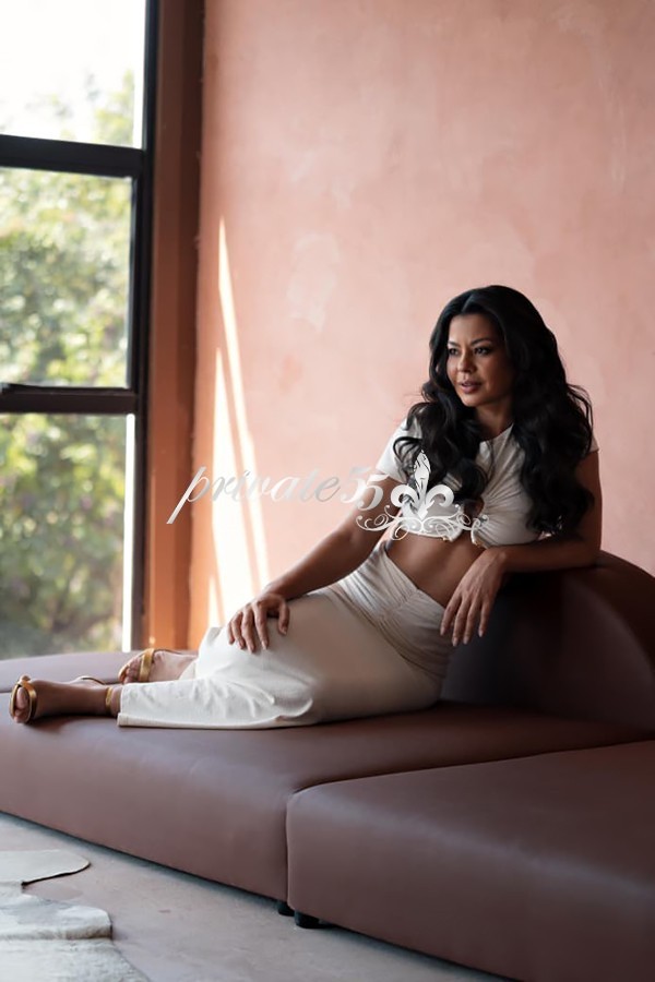 LUNA LEÃO - Acompanhantes Curitiba