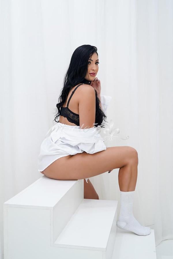 LÍVIA BAHLS - Acompanhantes Curitiba