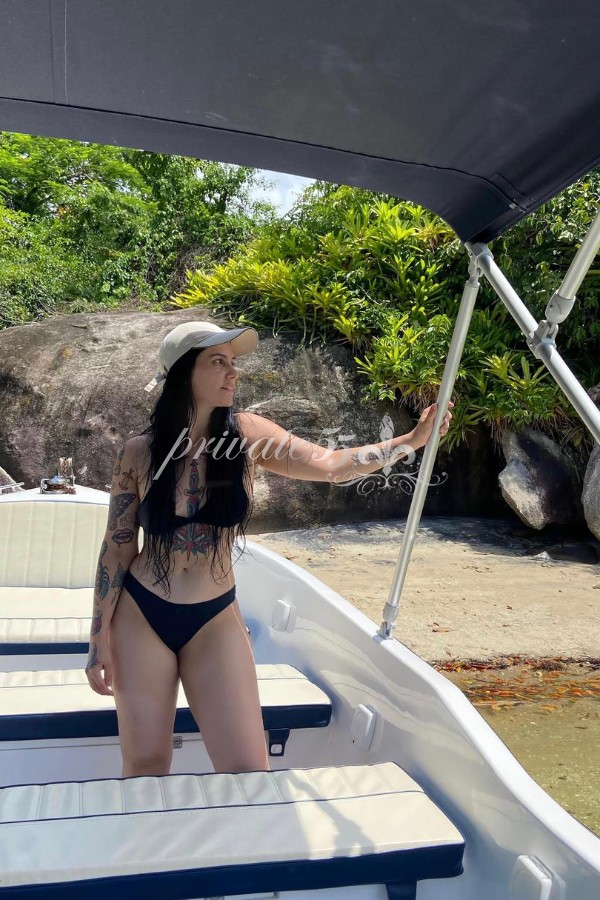 MARI MATOS - Acompanhantes Curitiba