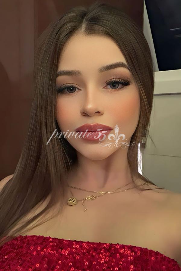 MARIA BALSSAMO - Acompanhantes Curitiba