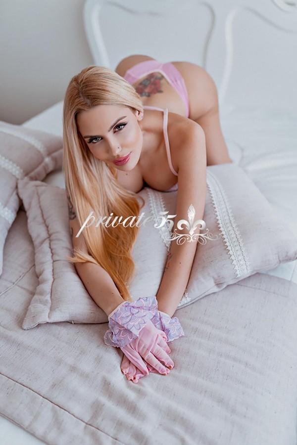MARINA  FACCINI - Acompanhantes Curitiba