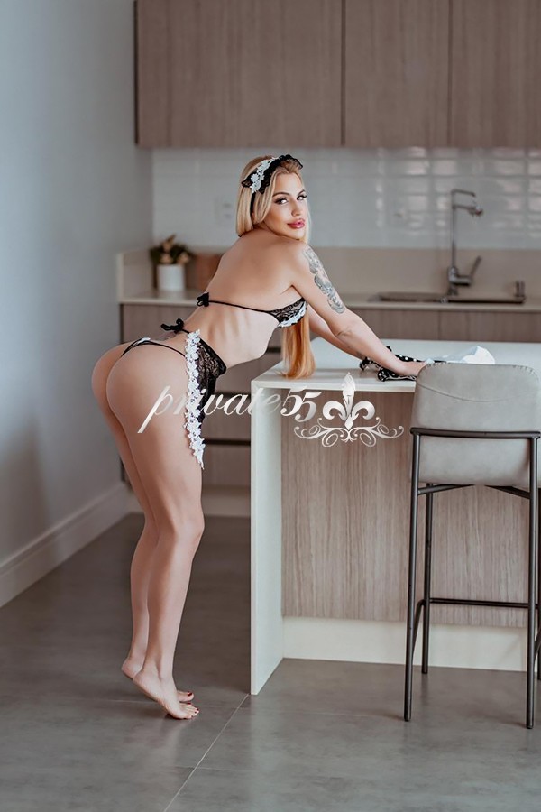 MARINA  FACCINI - Acompanhantes Curitiba