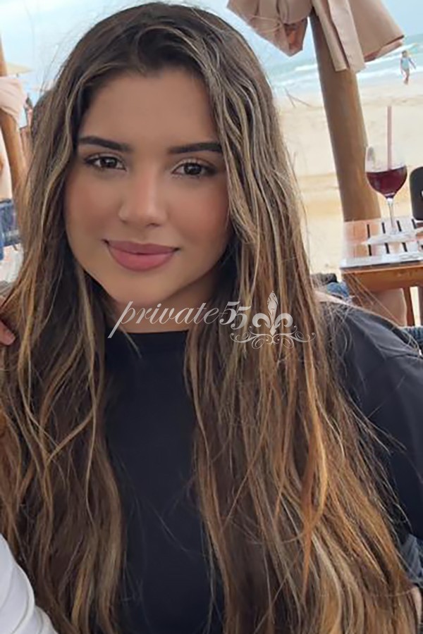 MARINA  SAVASSI  - Acompanhantes Curitiba