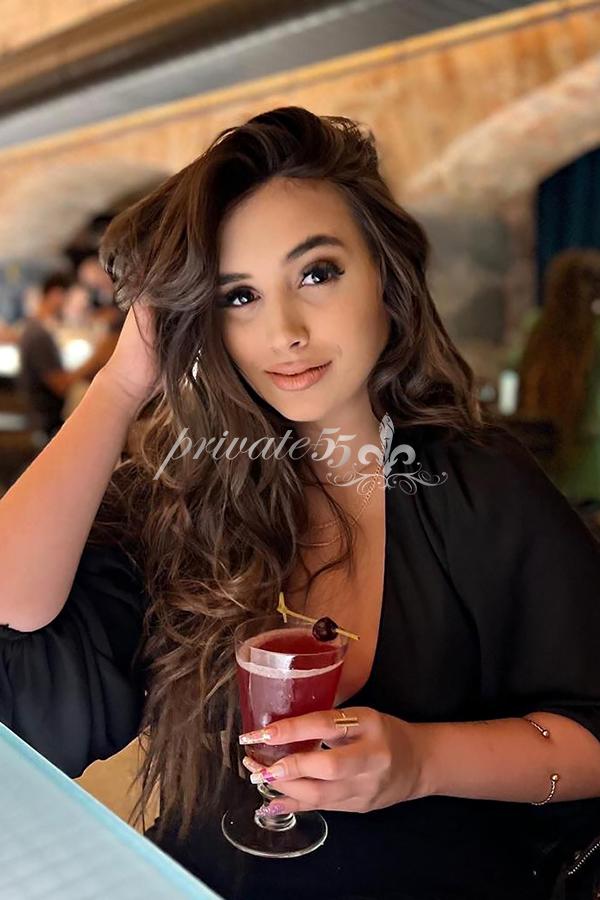 MAYA MARTINS - Acompanhantes Curitiba