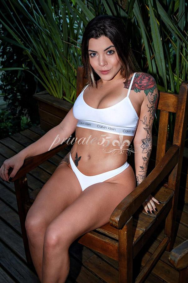 MELISSA MUNIZ - Acompanhantes Curitiba