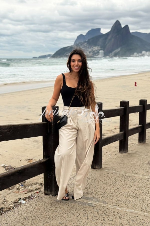MIA  AMARI - Acompanhantes Curitiba
