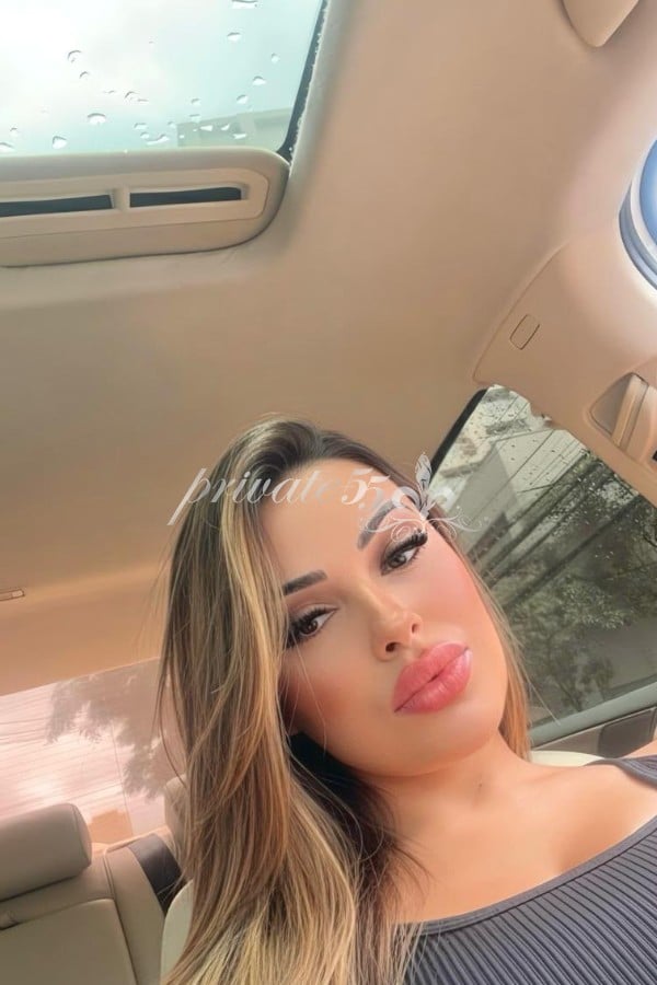 MIA  DINIZ  - Acompanhantes Curitiba