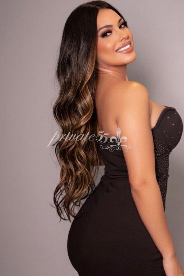 MIA  DINIZ  - Acompanhantes Curitiba