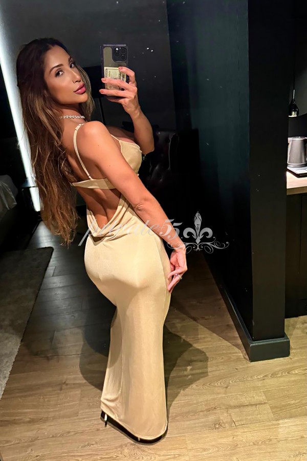 MIA  VALENÇA - Acompanhantes Curitiba