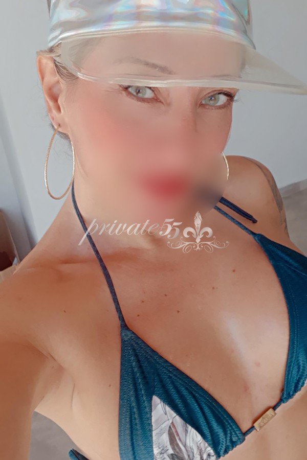 MIRELLA  LANCASTER - Acompanhantes Curitiba