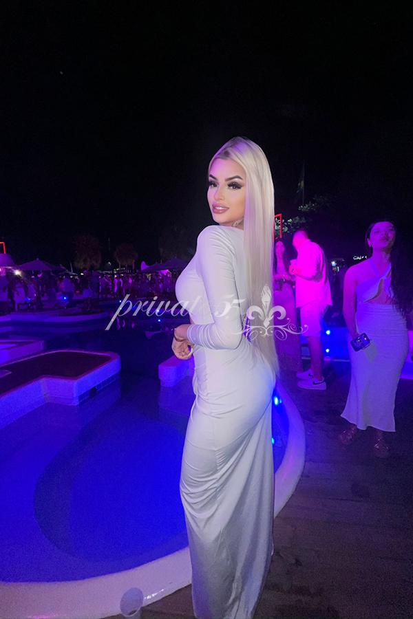 Nina Bianco - Acompanhantes Curitiba - Acompanhantes Ctba - Acompanhantes PR