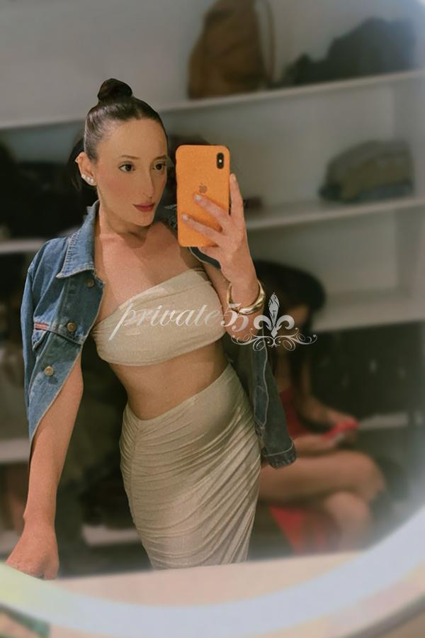 Renata Oliveira - Acompanhantes Curitiba - Acompanhantes Ctba - Acompanhantes PR