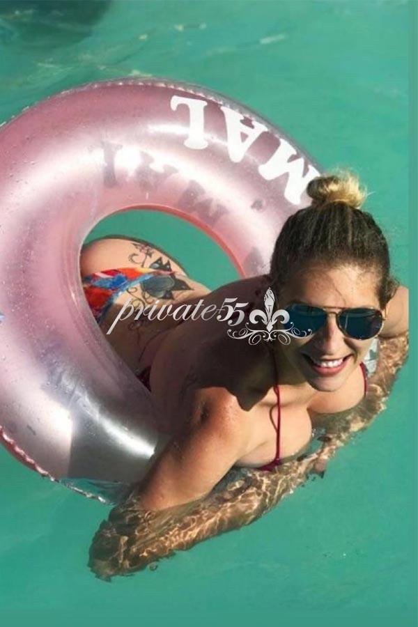 ALINE RIBEIRO - Acompanhantes Florianópolis