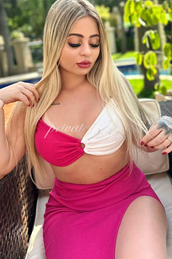 AMANDA ROZA - Acompanhantes Florianópolis