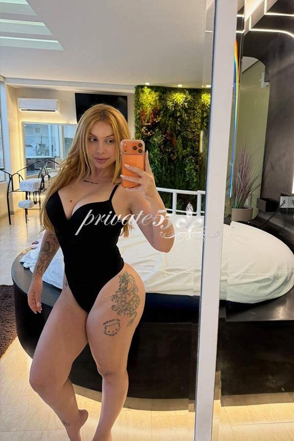 BRENDA AGUIAR - Acompanhantes Florianópolis