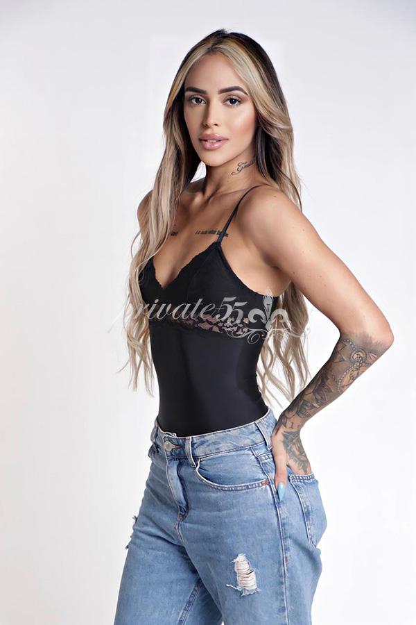 BÁRBARA FERNANDES - Acompanhantes Florianópolis