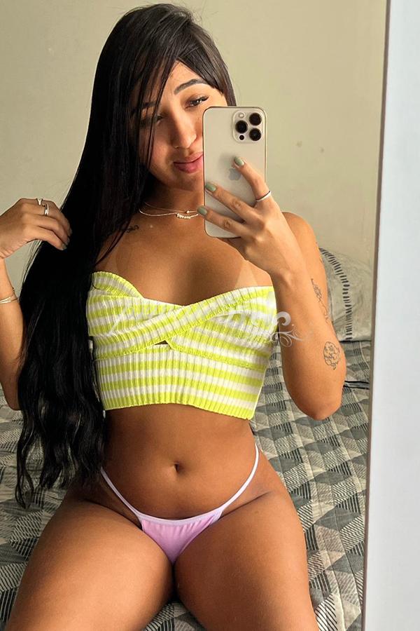 GABRIELLY SAUMY - Acompanhantes Florianópolis