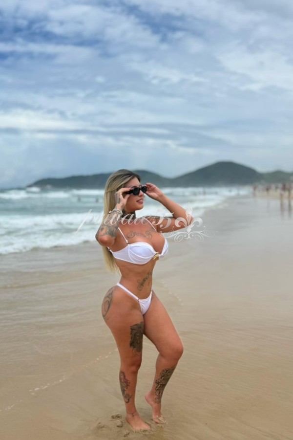 JÚLIA ANDRADE - Acompanhantes Florianópolis