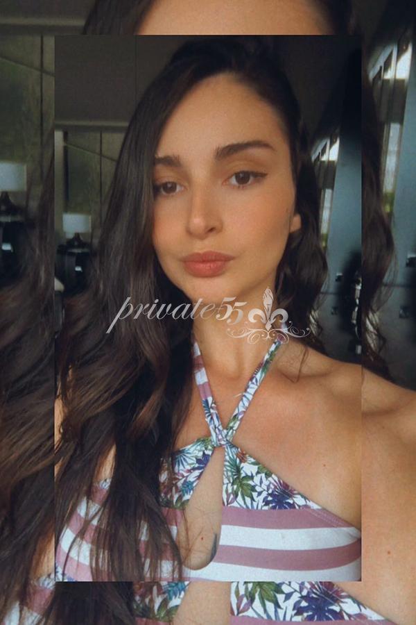 JULIA BELTRAN - Acompanhantes Florianópolis