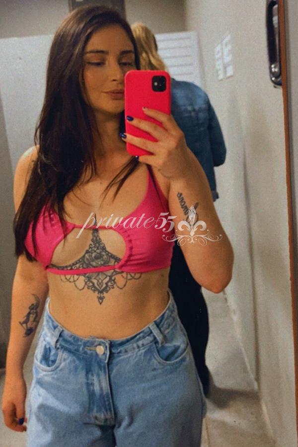 JULIA BELTRAN - Acompanhantes Florianópolis
