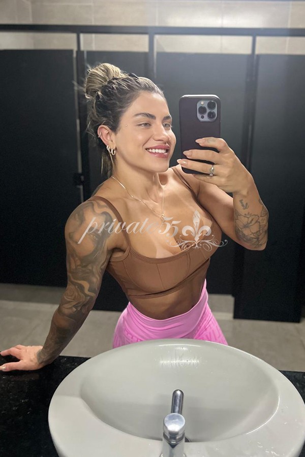JÚLIA BRAGA - Acompanhantes Florianópolis