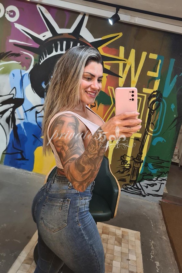 JÚLIA BRAGA - Acompanhantes Florianópolis