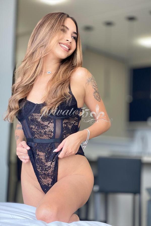 JULIA FANTINNI - Acompanhantes Florianópolis