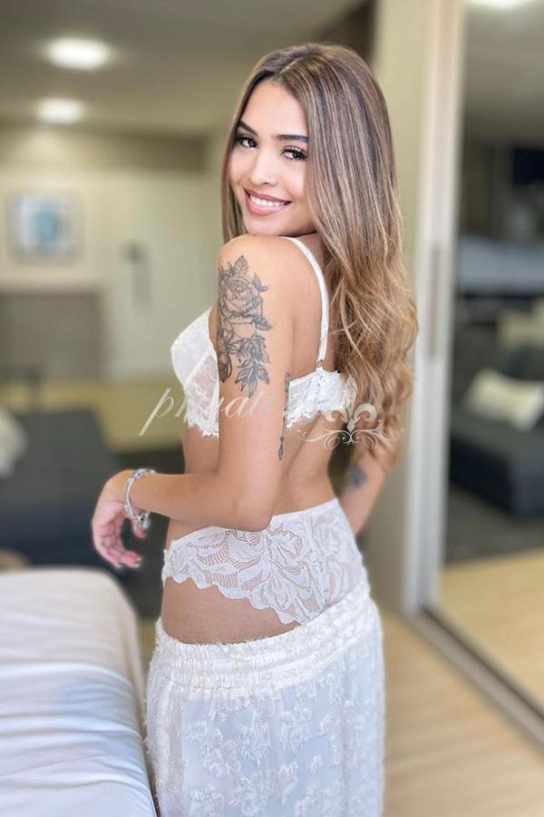 JULIA FANTINNI - Acompanhantes Florianópolis