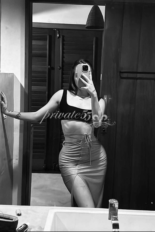 Julia Martinelli - Acompanhantes Florianópolis - Acompanhantes Floripa - Acompanhantes SC