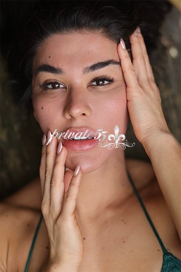 JÚLIA TORRES - Acompanhantes Florianópolis