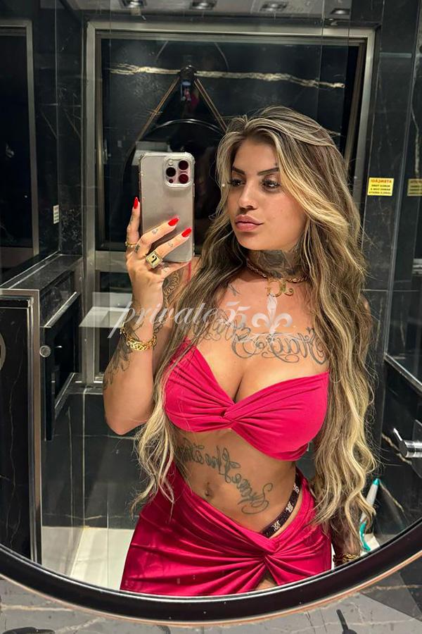Júlia Andrade - Acompanhantes Florianópolis - Acompanhantes Floripa - Acompanhantes SC