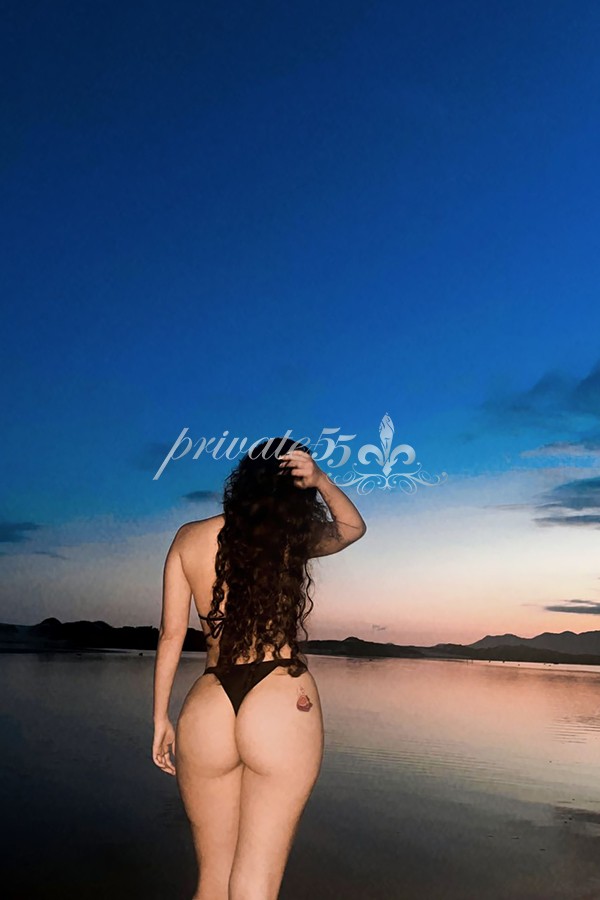 Lari Boas - Acompanhantes Florianópolis - Acompanhantes Floripa - Acompanhantes SC