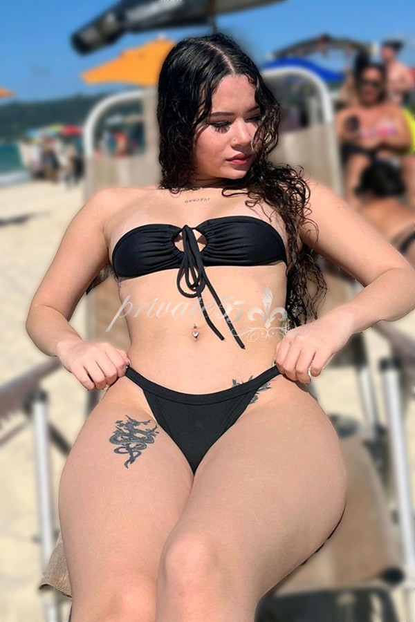 Lari Boas - Acompanhantes Florianópolis - Acompanhantes Floripa - Acompanhantes SC