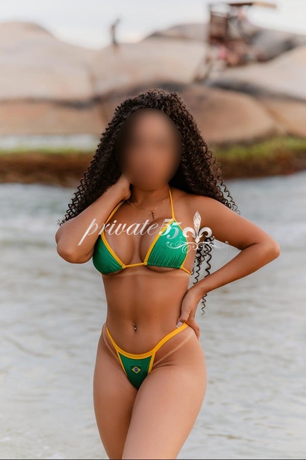 LARISSA BRITO - Acompanhantes Florianópolis