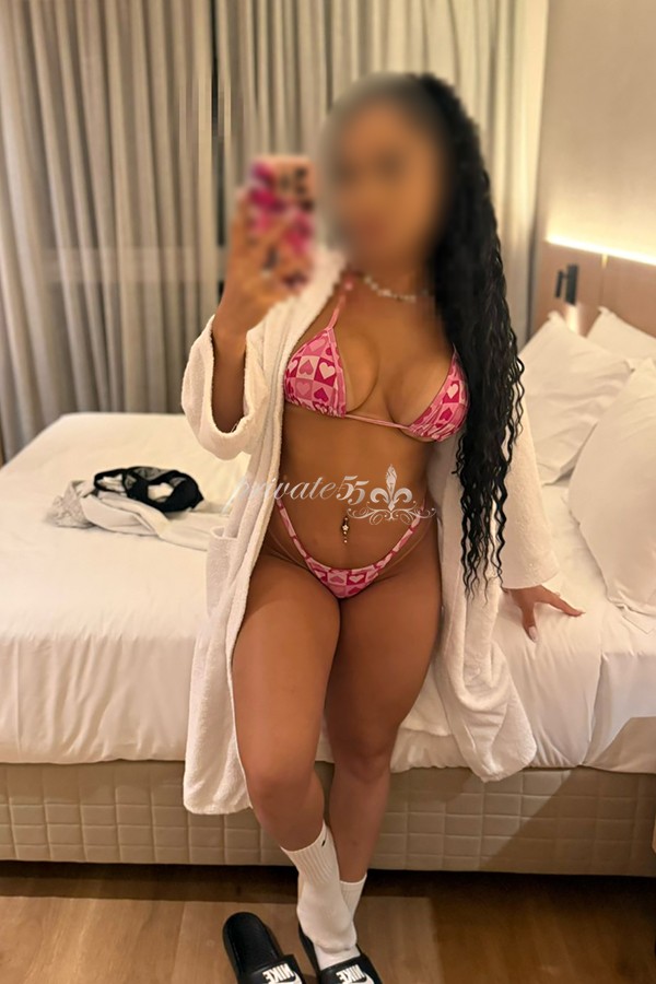 LARISSA BRITO - Acompanhantes Florianópolis