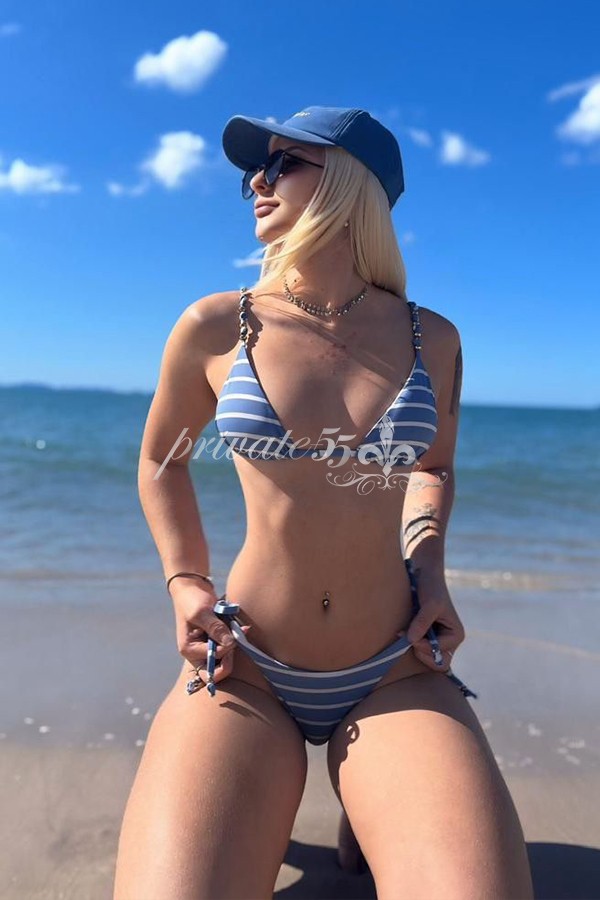 LARISSA DINIZ - Acompanhantes Curitiba