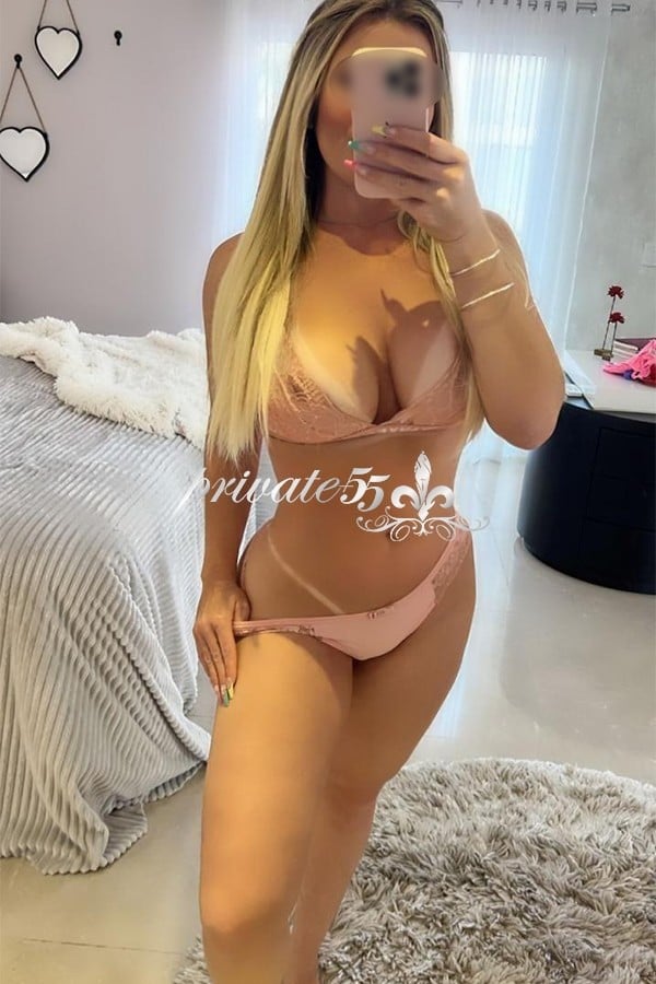LAURA  BUGATTI  - Acompanhantes Florianópolis
