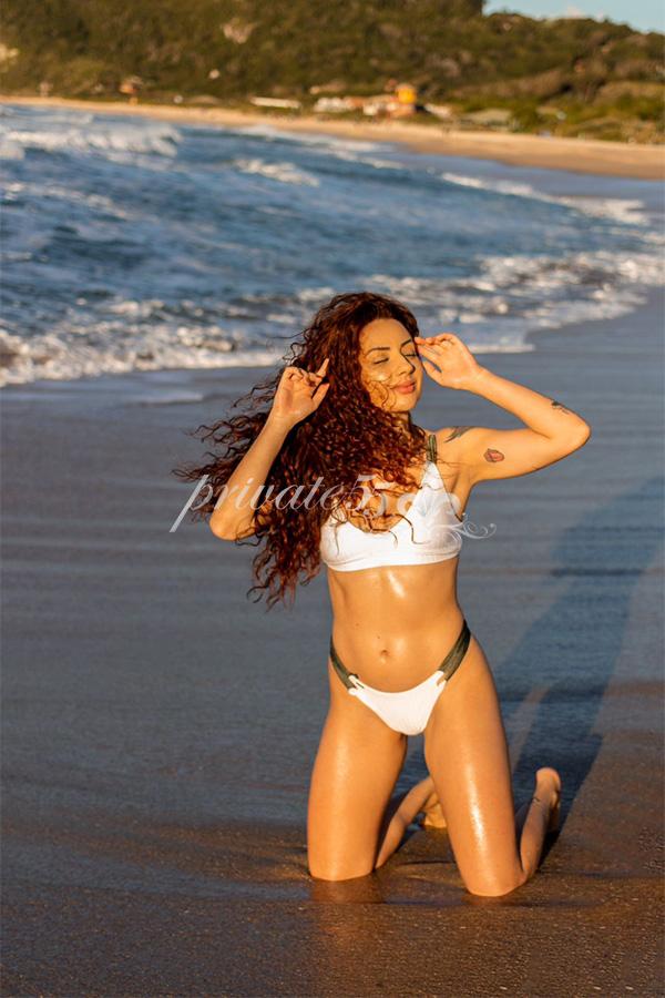 LAURA BERNARDI - Acompanhantes Florianópolis