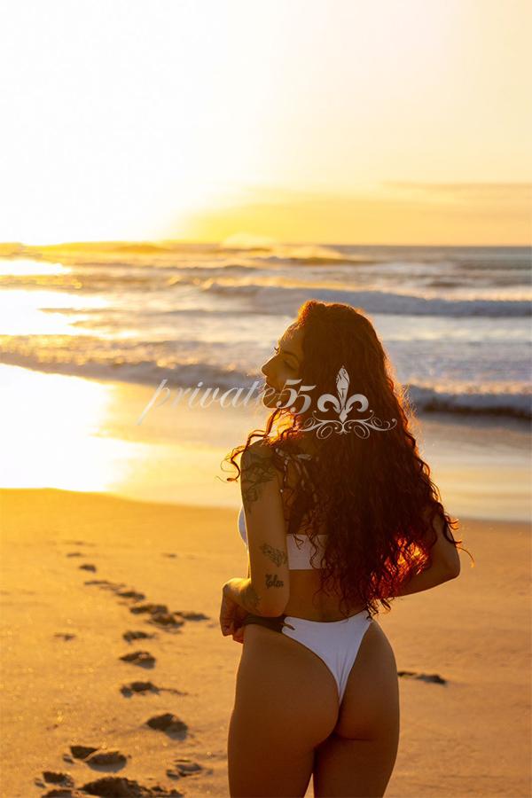 LAURA BERNARDI - Acompanhantes Florianópolis